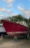 Werfgebouwde Zeilmankruiser – 10 Meter – Degelijk Casco met Indenor Diesel